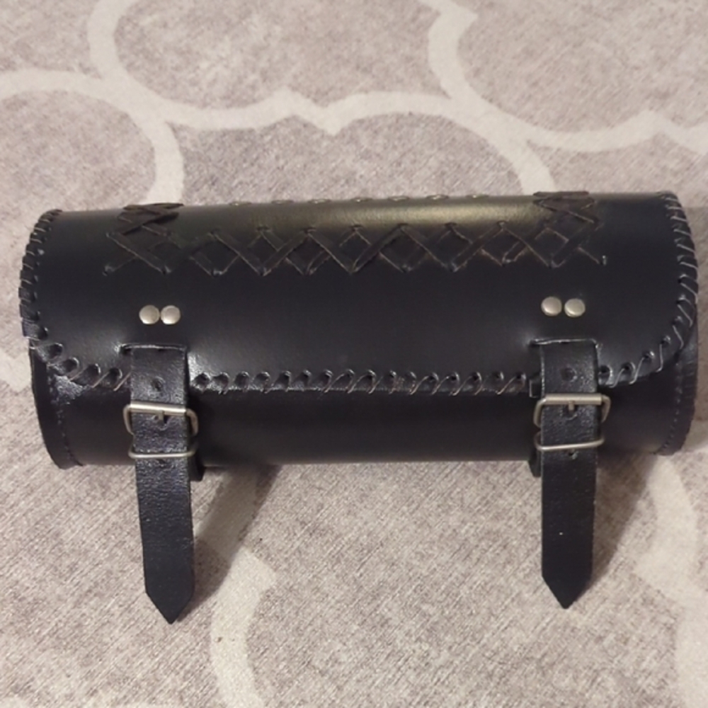 Black Leather Motorcycle Saddle Bag - Picture 2 of 8